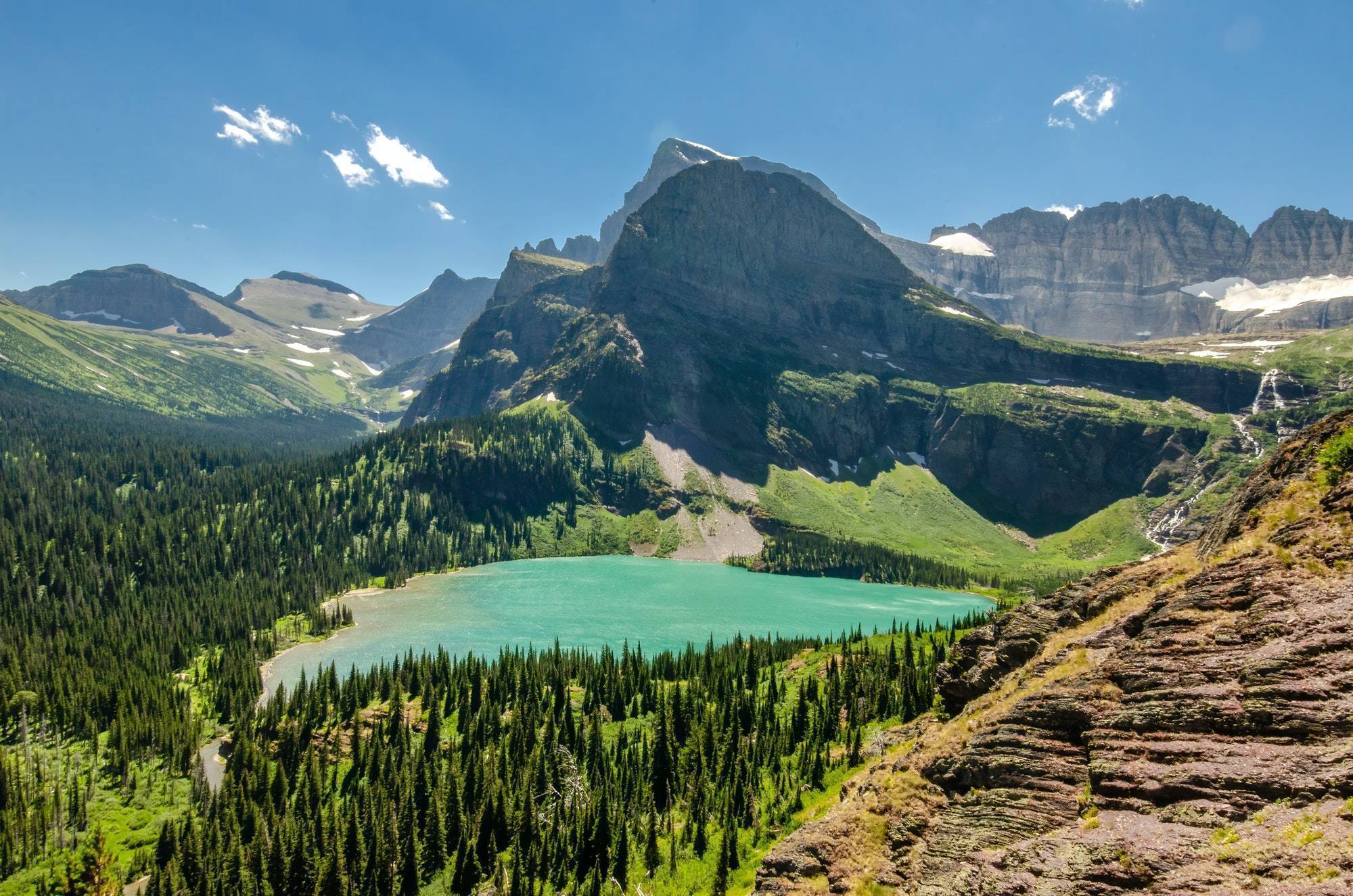 beautiful scenery of the grinnell lake in glacier national park in montana usa